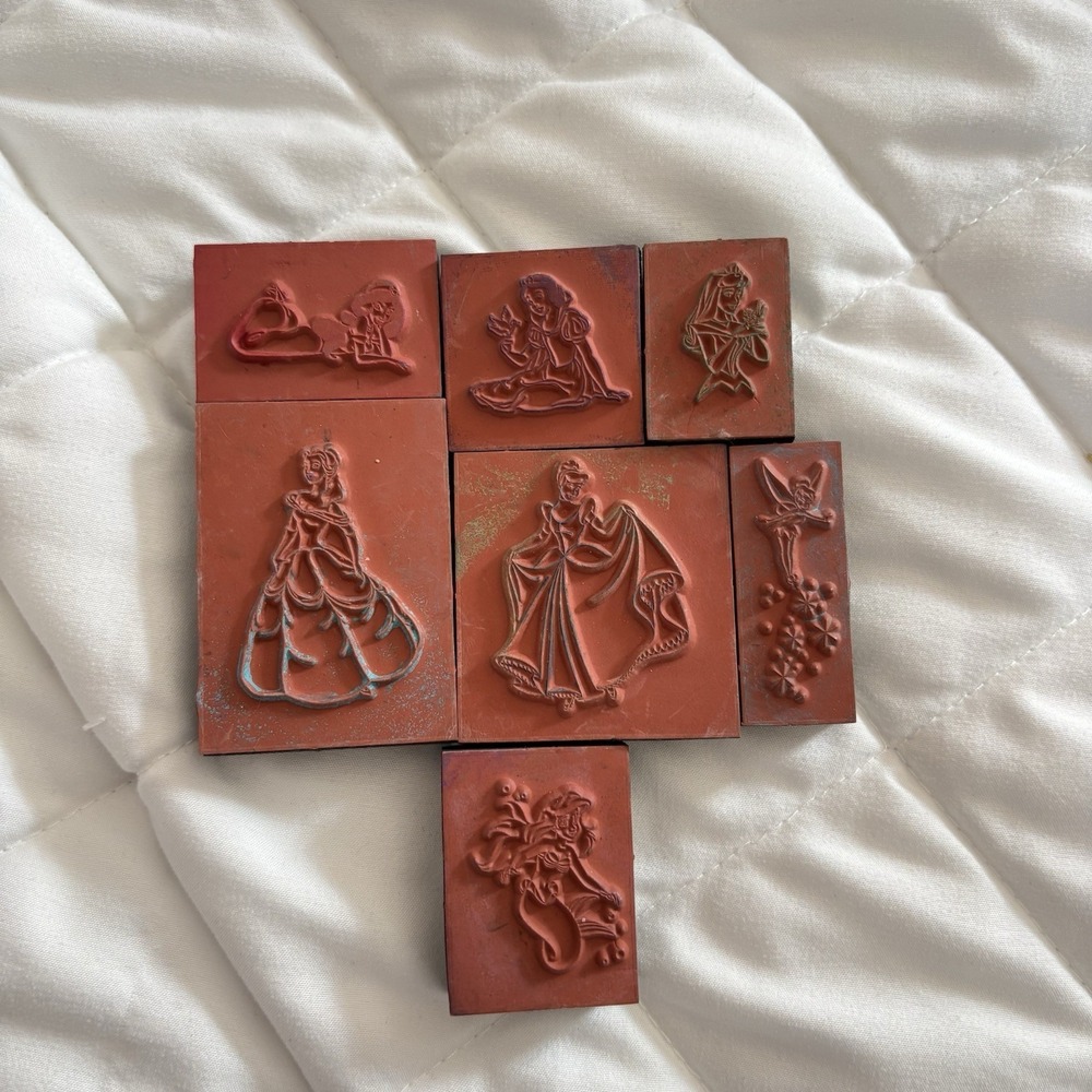 Disney‎ Lot Of 7 Rubber Stamp Cinderella Belle Aurora Aerial Jasmine Tinkerbell